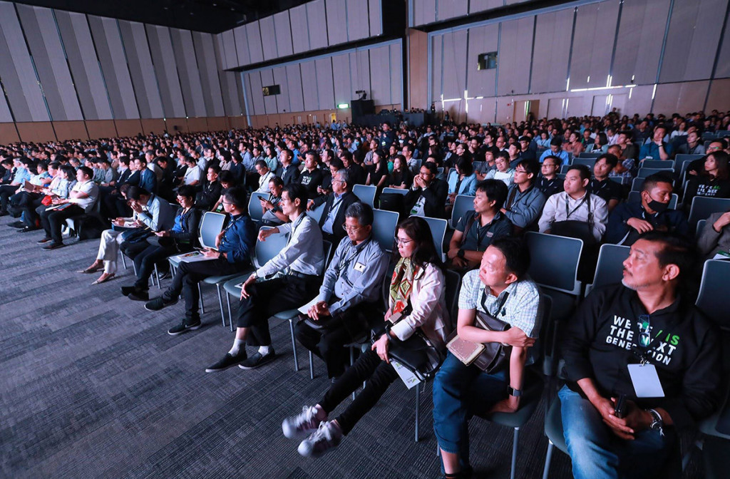 ผู้เข้าร่วมงาน THE DIGITAL FUTURE 2019 Transformation is Now